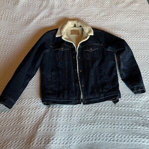 Gap Men’s Large Sherpa-Lined Denim Trucker Jean Jacket